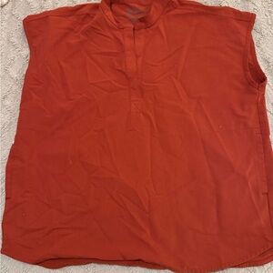 Figs Women’s Sleeveless Rust Shirt